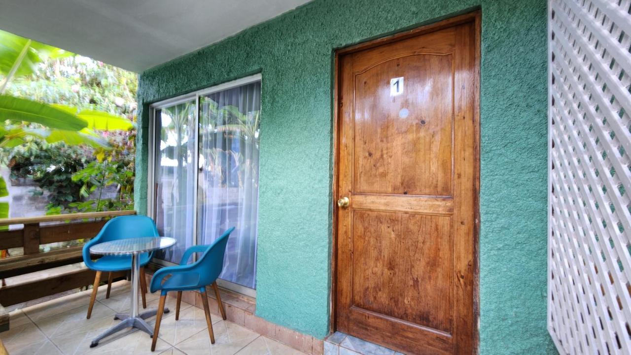 Cabanas Manuto Hanga Roa Extérieur photo