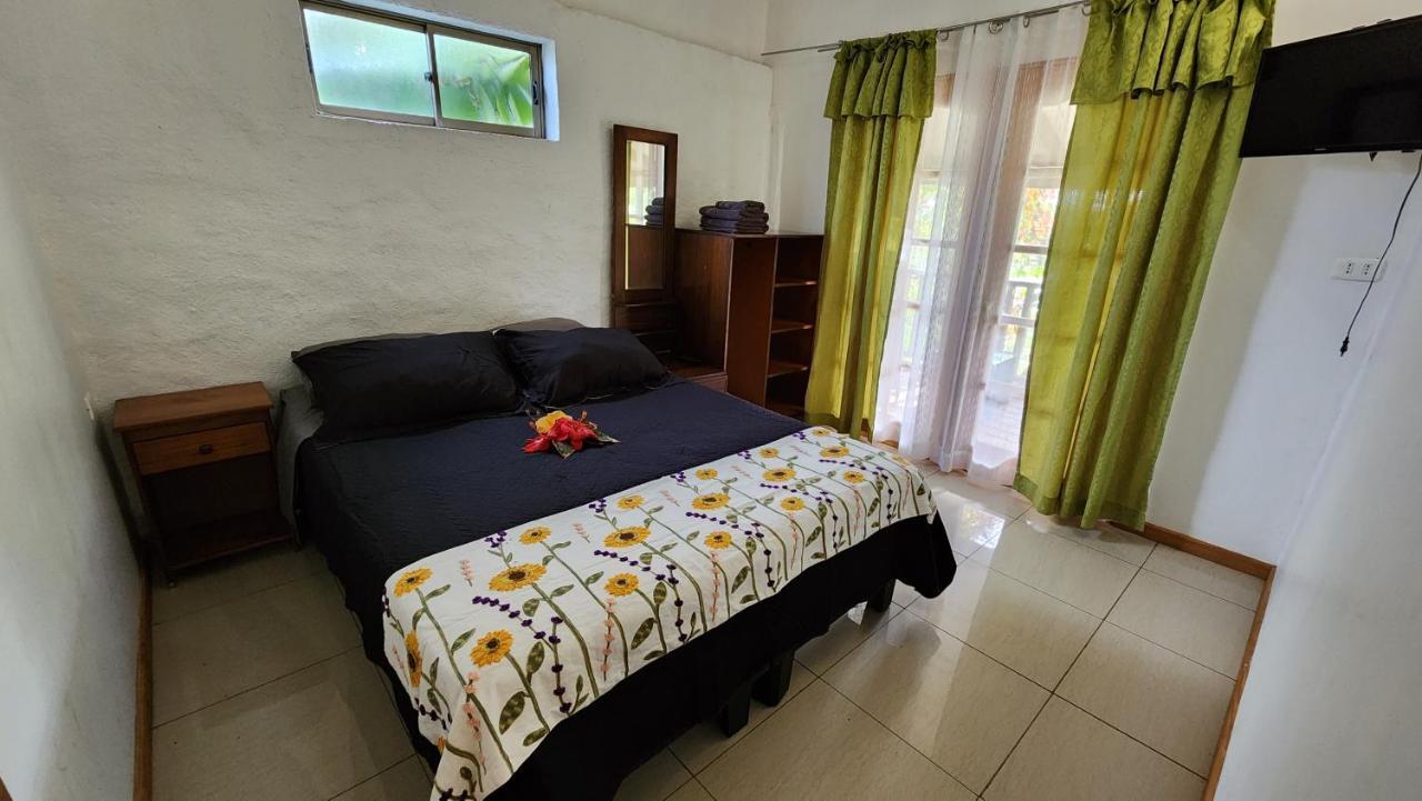 Cabanas Manuto Hanga Roa Extérieur photo