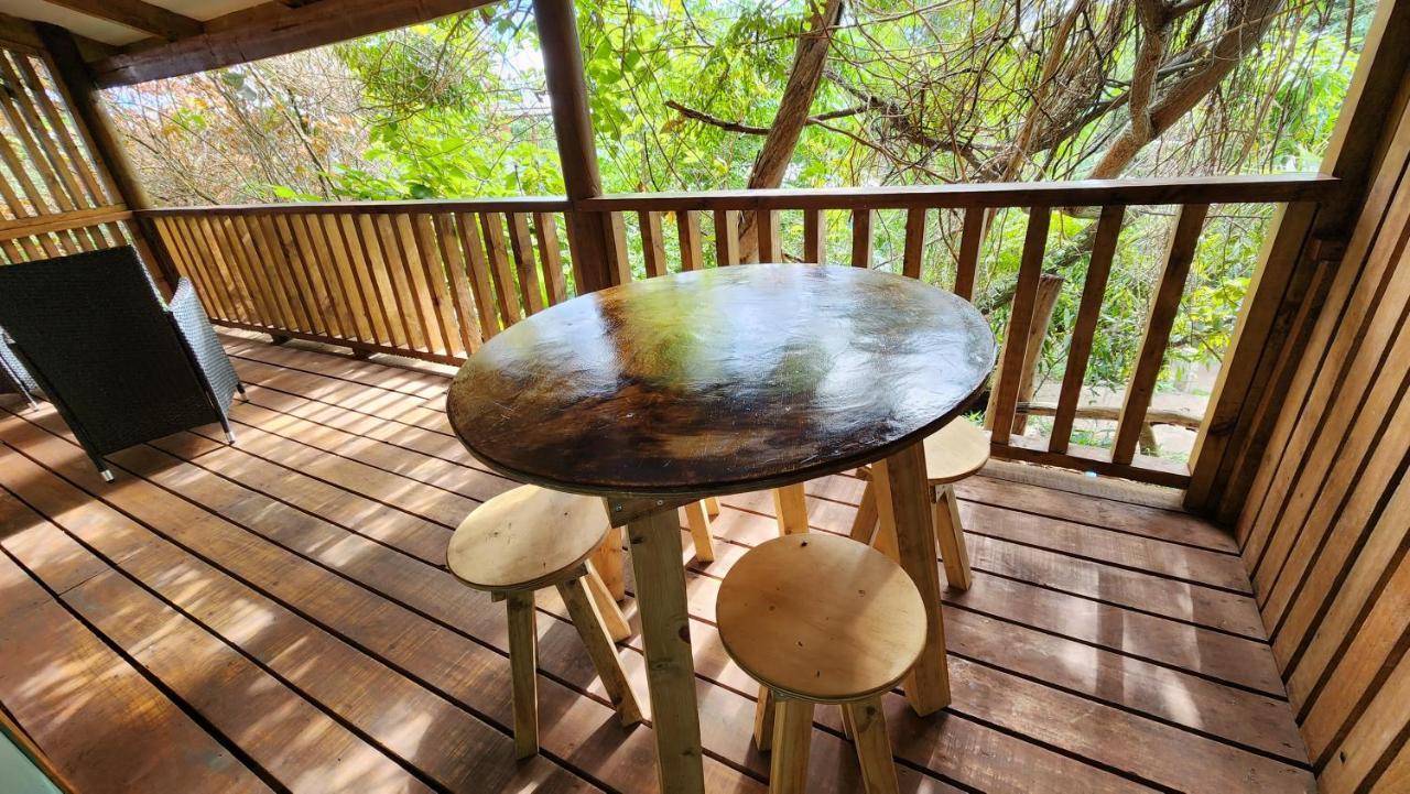 Cabanas Manuto Hanga Roa Extérieur photo