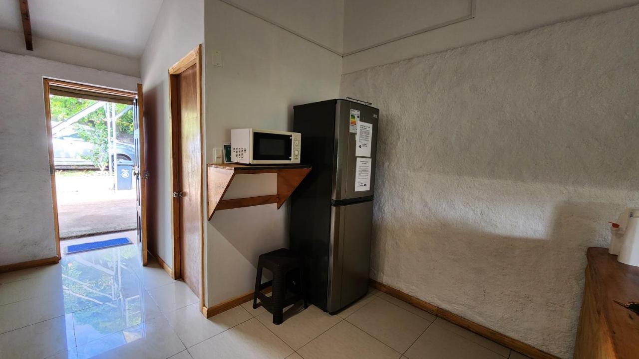 Cabanas Manuto Hanga Roa Extérieur photo