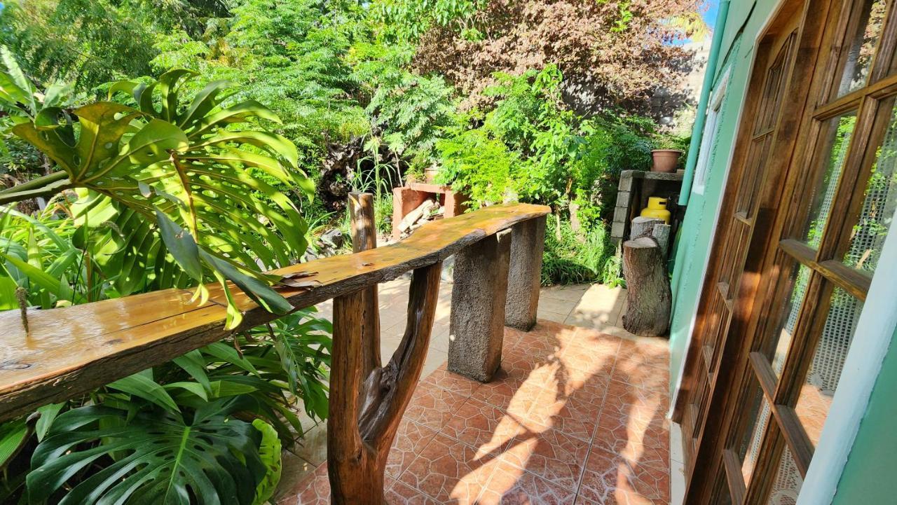 Cabanas Manuto Hanga Roa Extérieur photo
